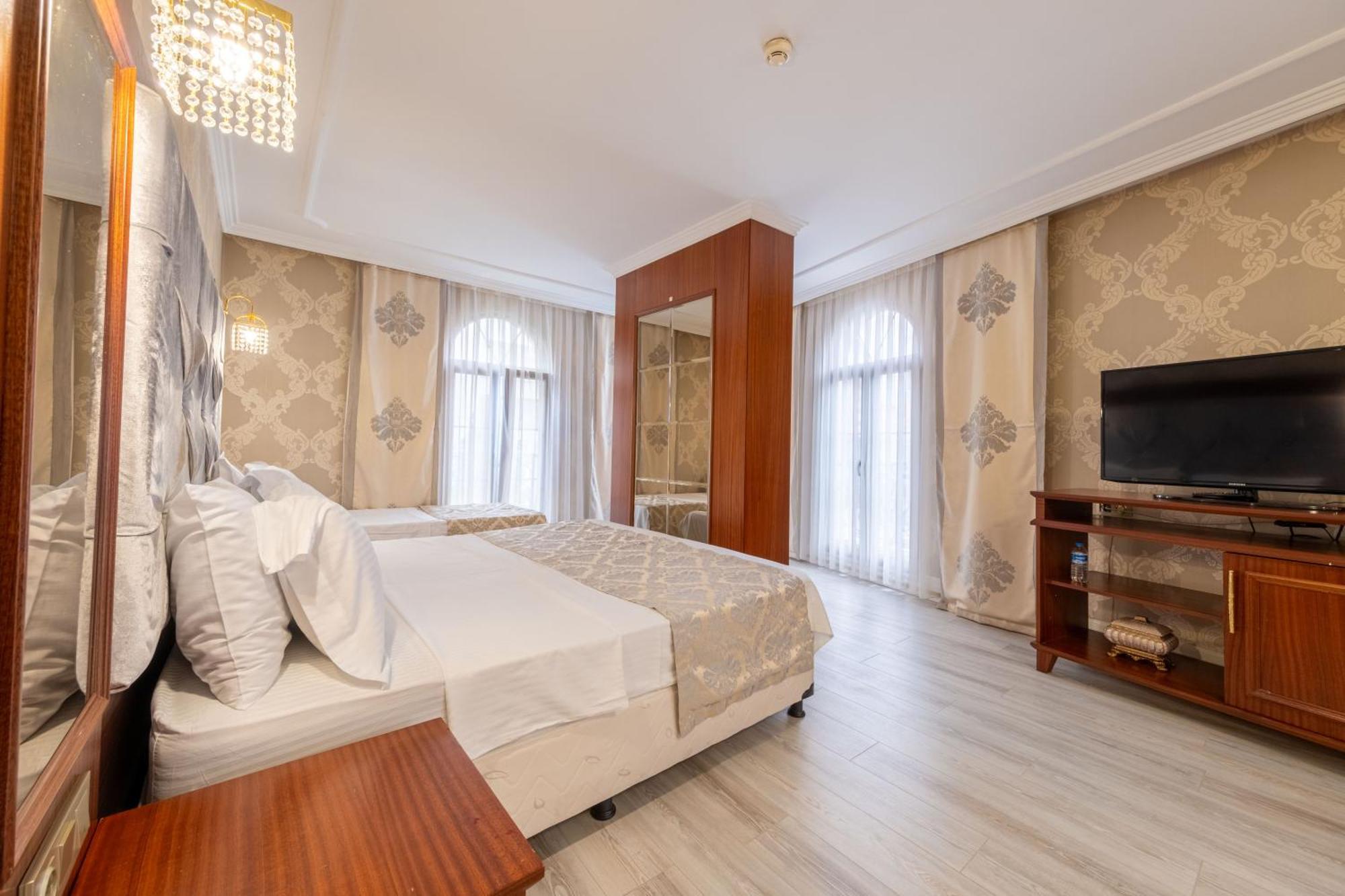 Myy Boutique Hotel Istanbul Bagian luar foto