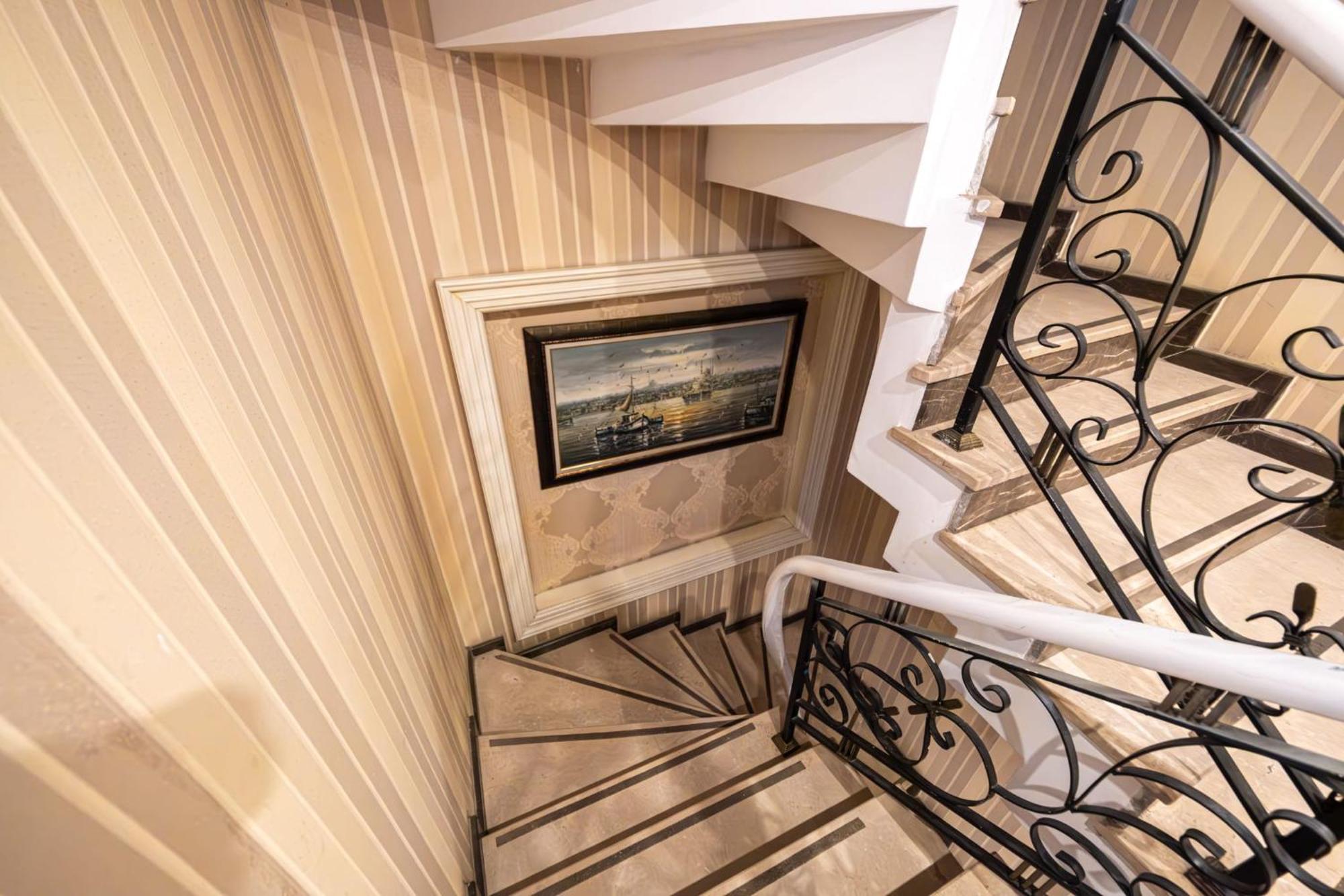 Myy Boutique Hotel Istanbul Bagian luar foto