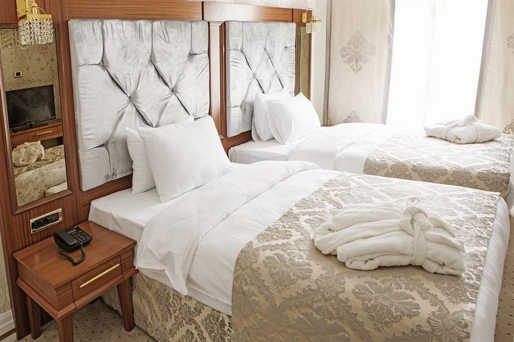 Myy Boutique Hotel Istanbul Bagian luar foto